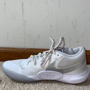 Nike White and Light Gray Low-Top Athletic Sneaker. Volleyball shoe